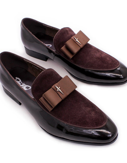 Load image into Gallery viewer, Matte Leather Patent Leather Men's Shoes
