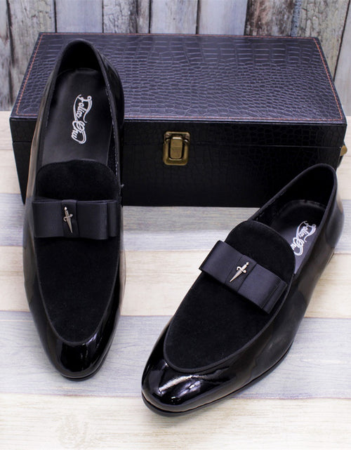 Load image into Gallery viewer, Matte Leather Patent Leather Men's Shoes
